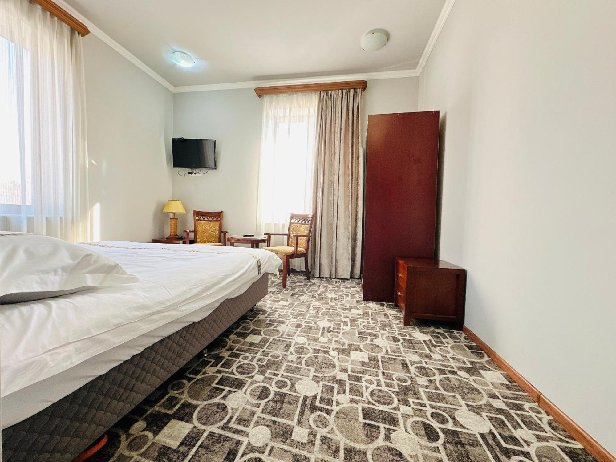 Sd Hotel Yerevan Exterior foto
